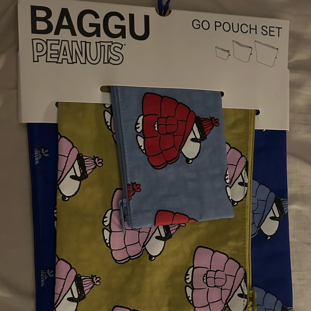 Baggu Peanuts brand new go pouch set (3)